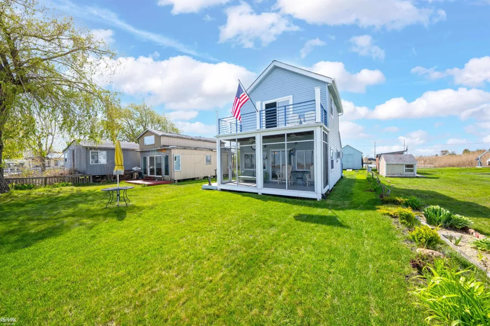 7286 South Channel Drive Clay Township, MI 48028