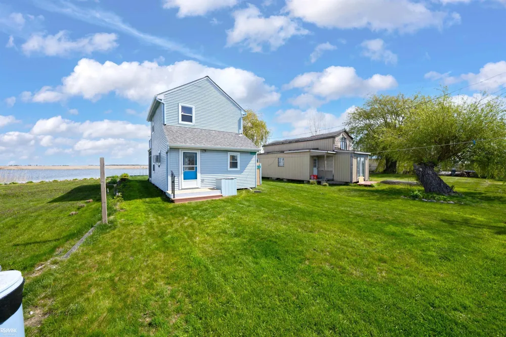 7286 South Channel Drive Clay Township, MI 48028