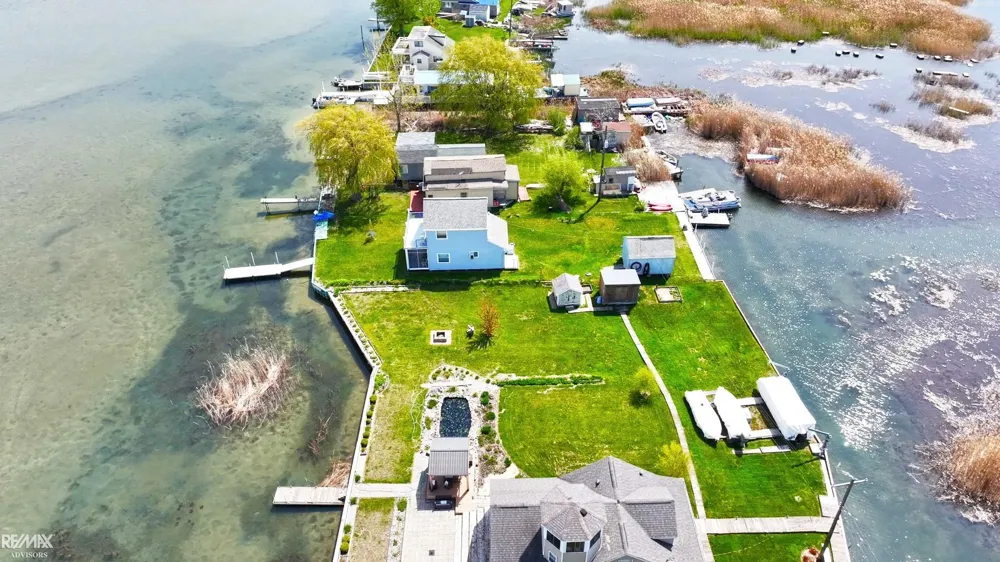 7286 South Channel Drive Clay Township, MI 48028