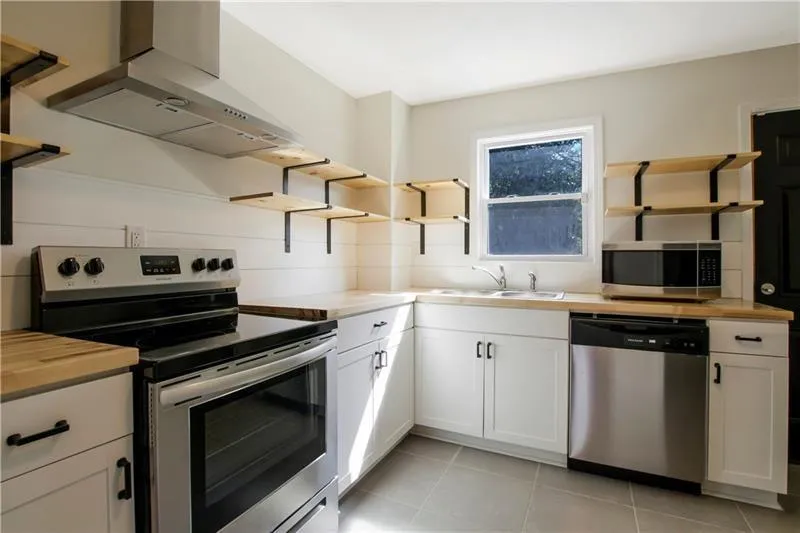 551 Valley Hill Road SE #A Riverdale, GA 30274