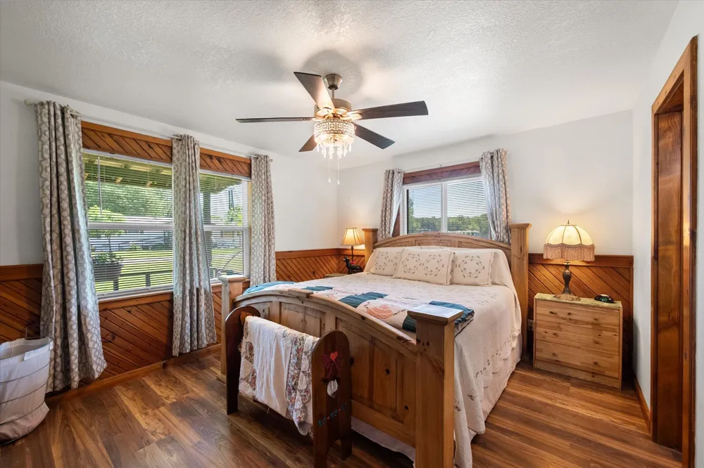 377 Southern Oaks Drive Streetman, TX 75859