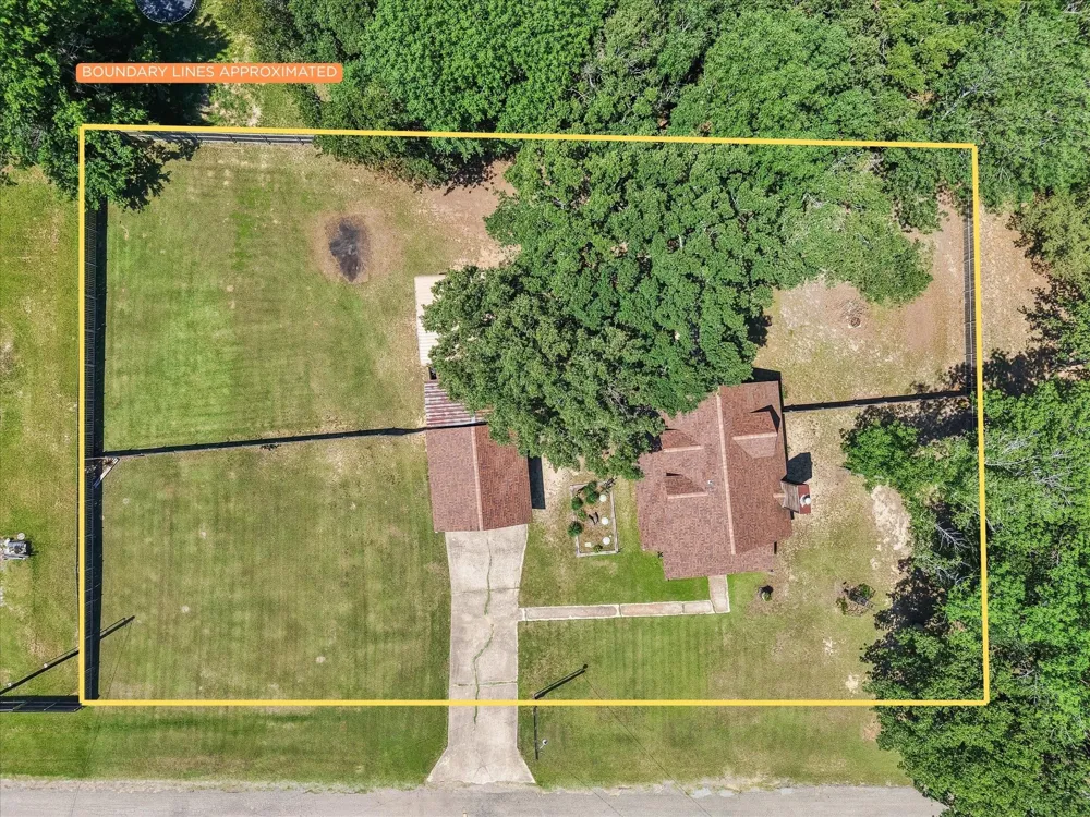377 Southern Oaks Drive Streetman, TX 75859