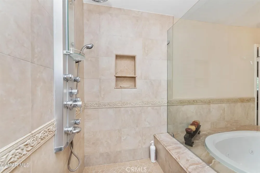 6066 Lake Lindero DR Agoura Hills, CA 91301
