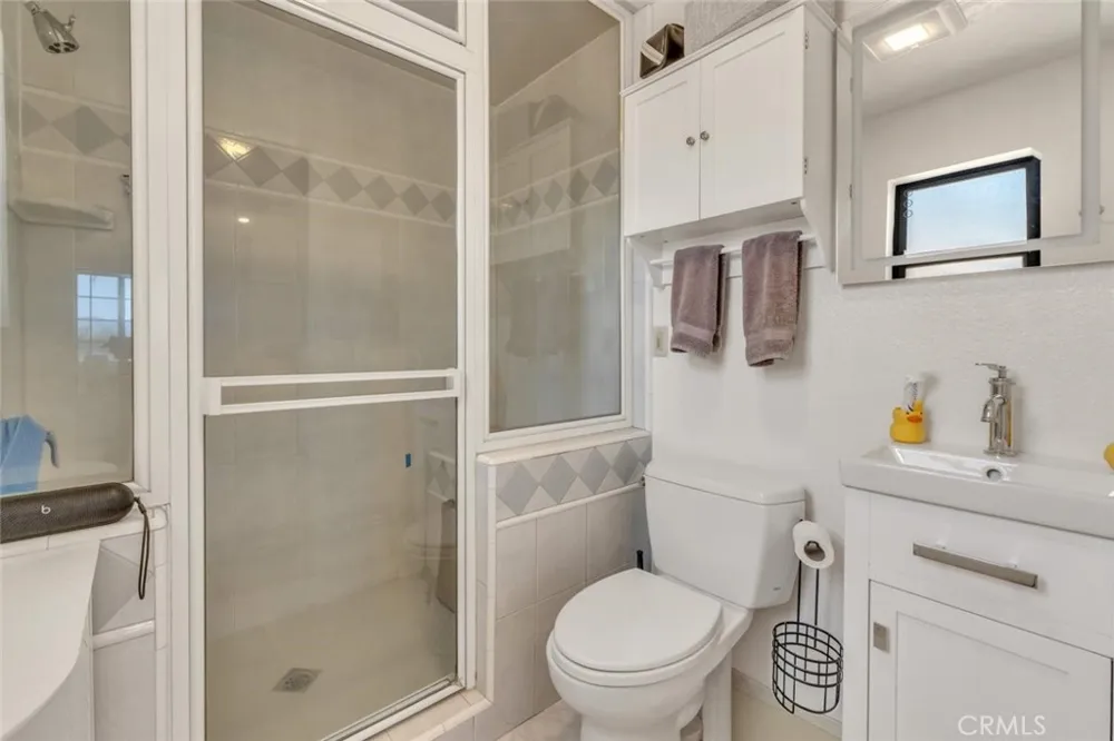 6066 Lake Lindero DR Agoura Hills, CA 91301