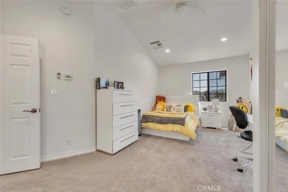 6066 Lake Lindero DR Agoura Hills, CA 91301