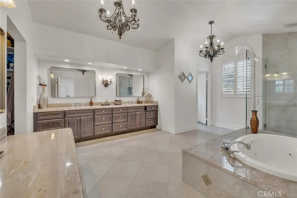 6066 Lake Lindero DR Agoura Hills, CA 91301