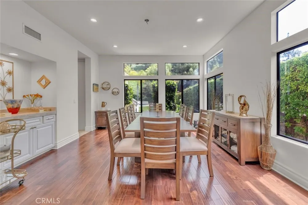 6066 Lake Lindero DR Agoura Hills, CA 91301