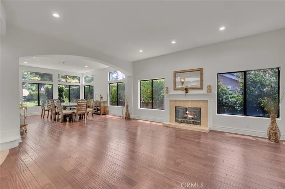 6066 Lake Lindero DR Agoura Hills, CA 91301
