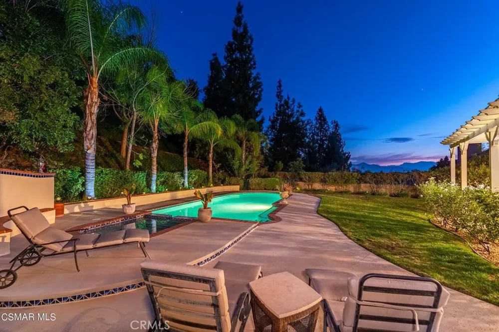 6066 Lake Lindero DR Agoura Hills, CA 91301