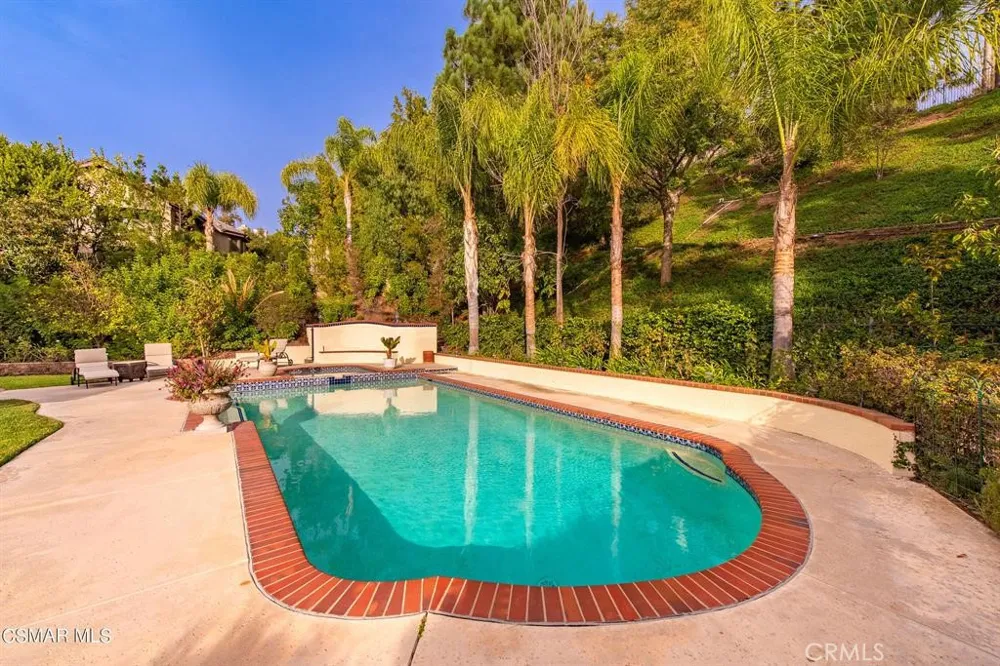 6066 Lake Lindero DR Agoura Hills, CA 91301