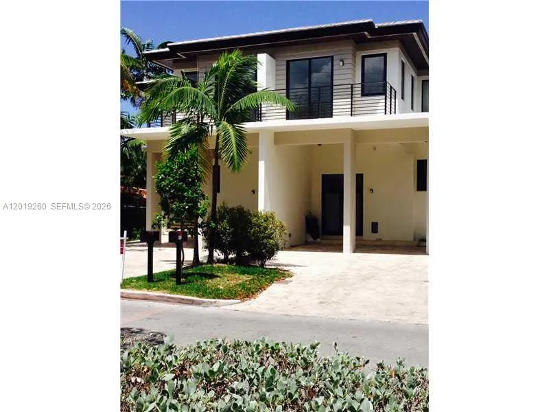 472 FERNWOOD DR #472 Key Biscayne, FL 33149