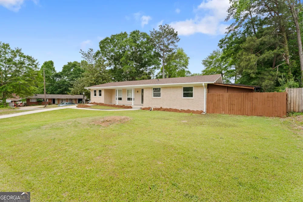 6463 Maddox RD Morrow, GA 30260