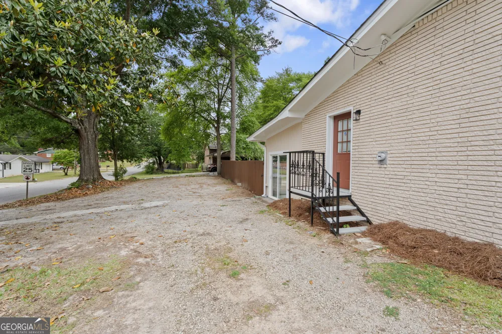 6463 Maddox RD Morrow, GA 30260