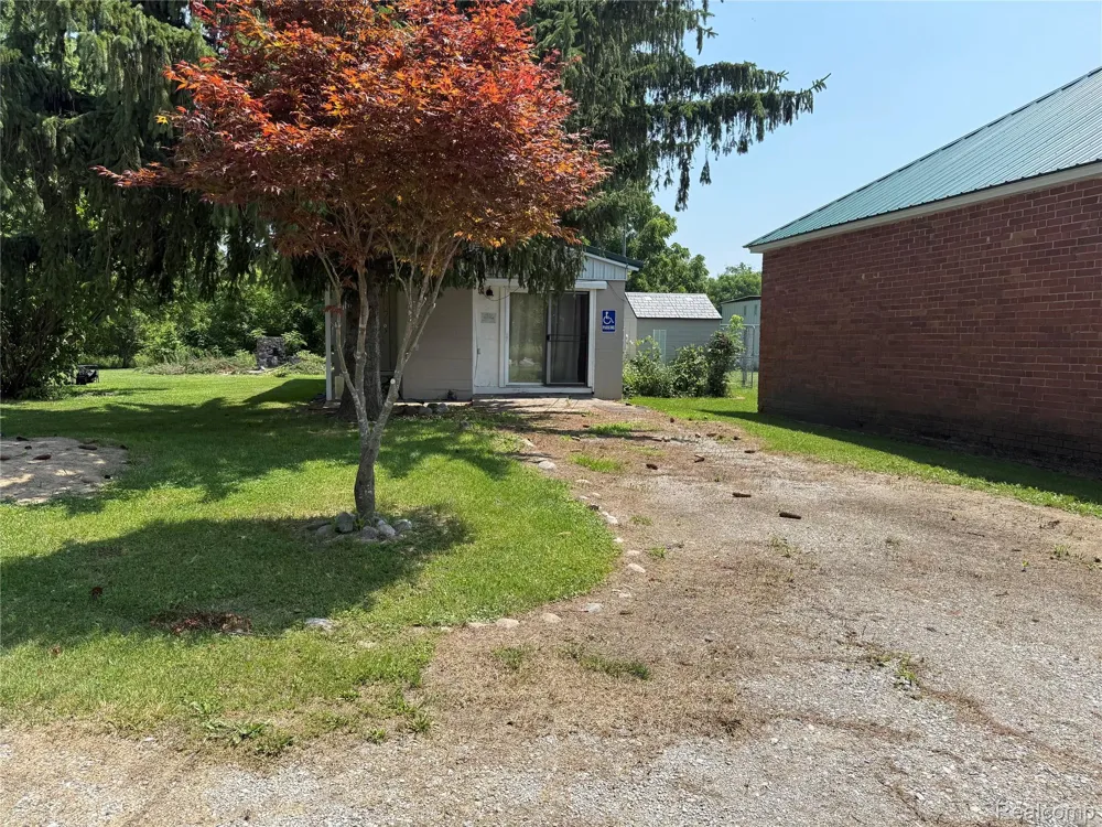 3341 W Baldwin Road Mundy Township, MI 48439