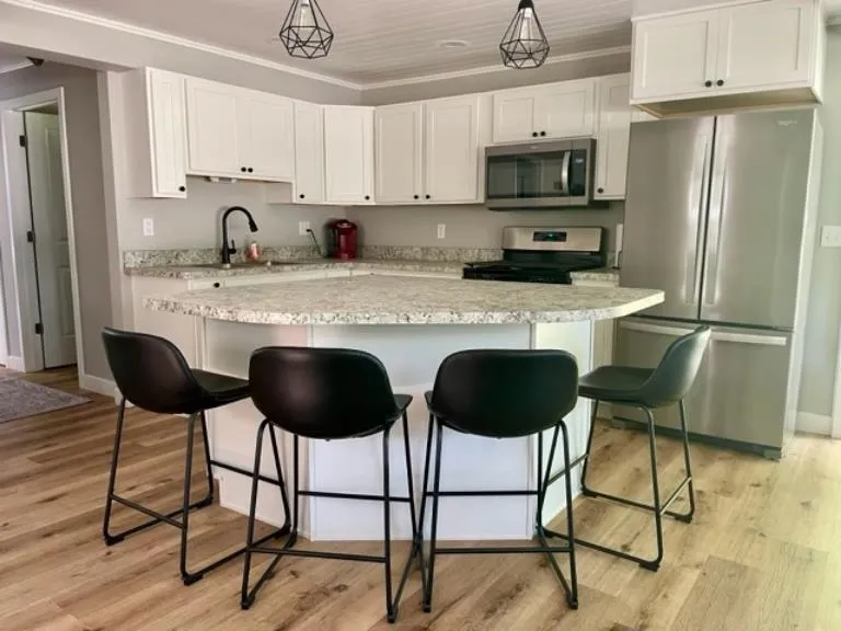 399 Huron Whitney Township, MI 48703