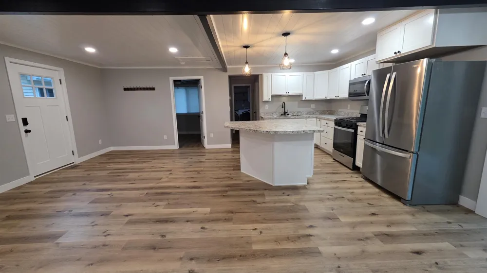 399 Huron Whitney Township, MI 48703
