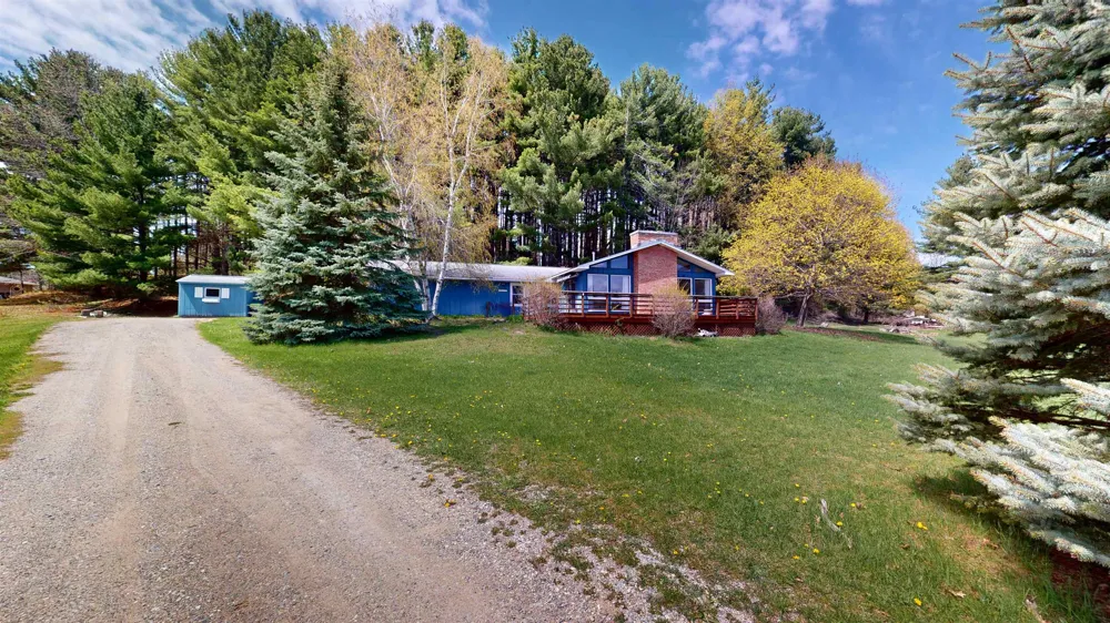11892 Cabin Lane Milton Township, MI 49676