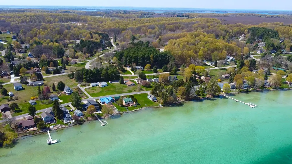 11892 Cabin Lane Milton Township, MI 49676