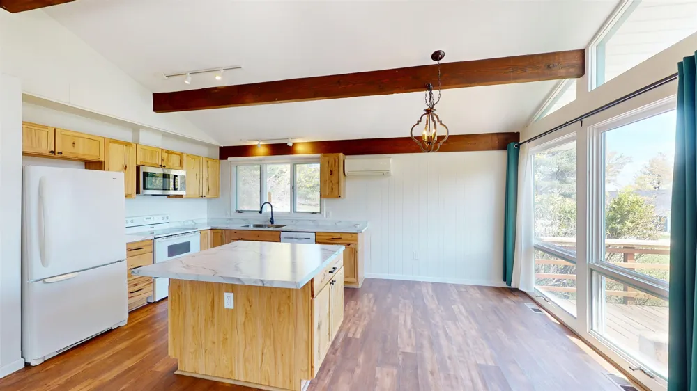 11892 Cabin Lane Milton Township, MI 49676