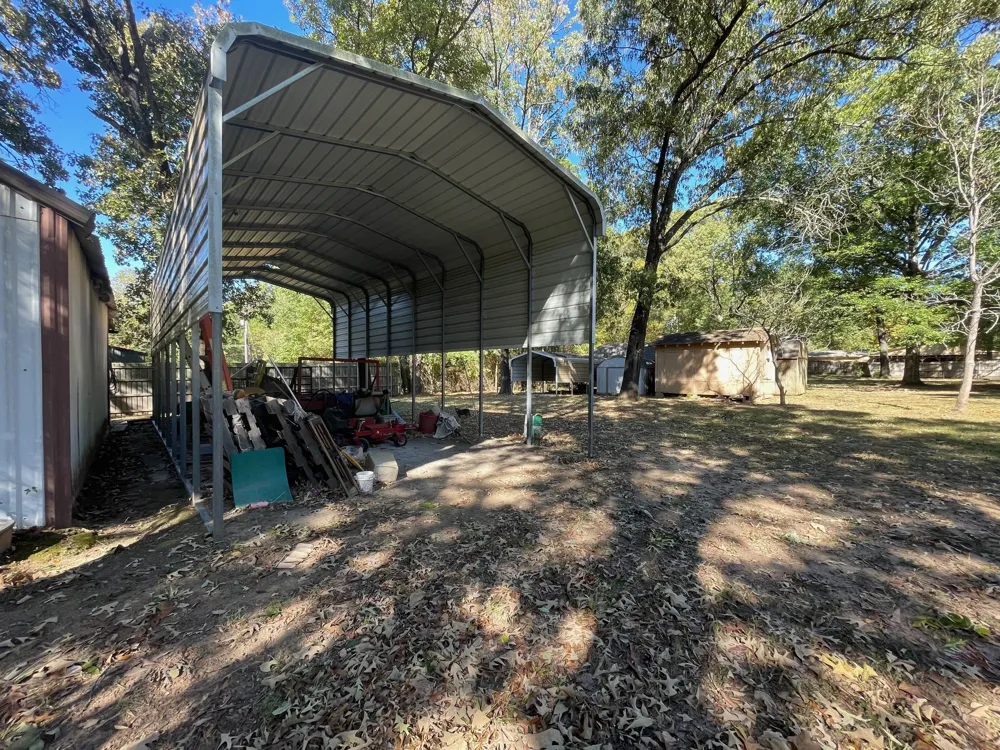 1203 CR 1127 Daingerfield, TX 75638
