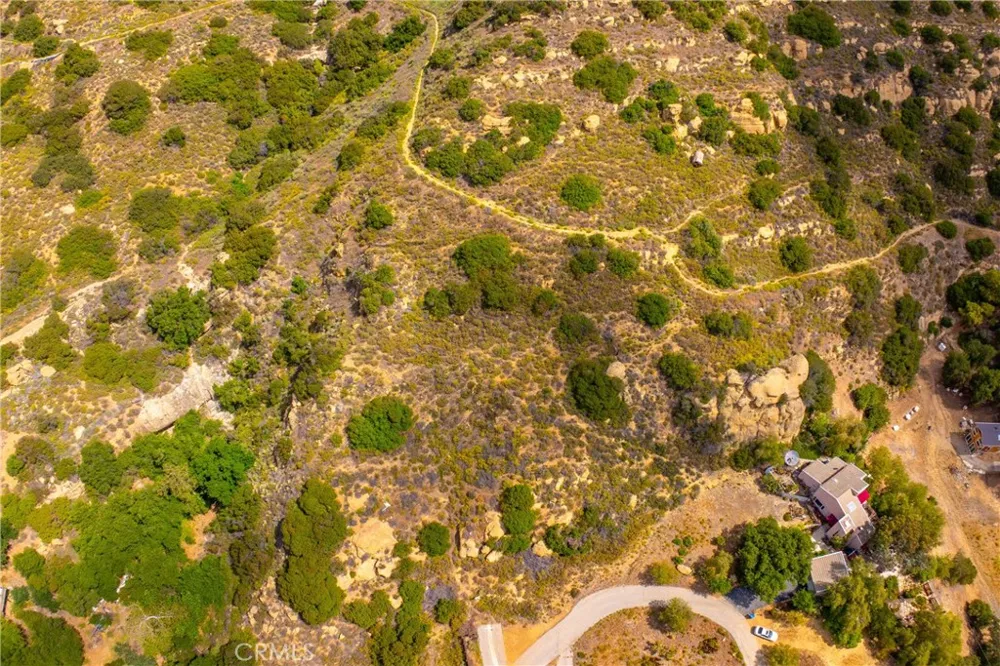 200 AMIGO ROAD Chatsworth, CA 91311