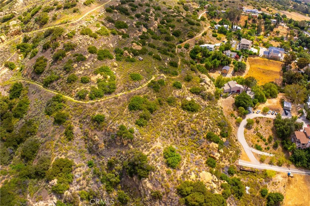 200 AMIGO ROAD Chatsworth, CA 91311