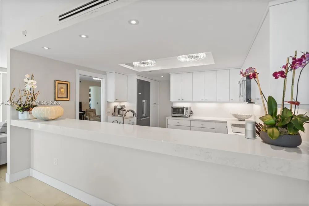 3350 SW 27th Ave #1802 Coconut Grove, FL 33133