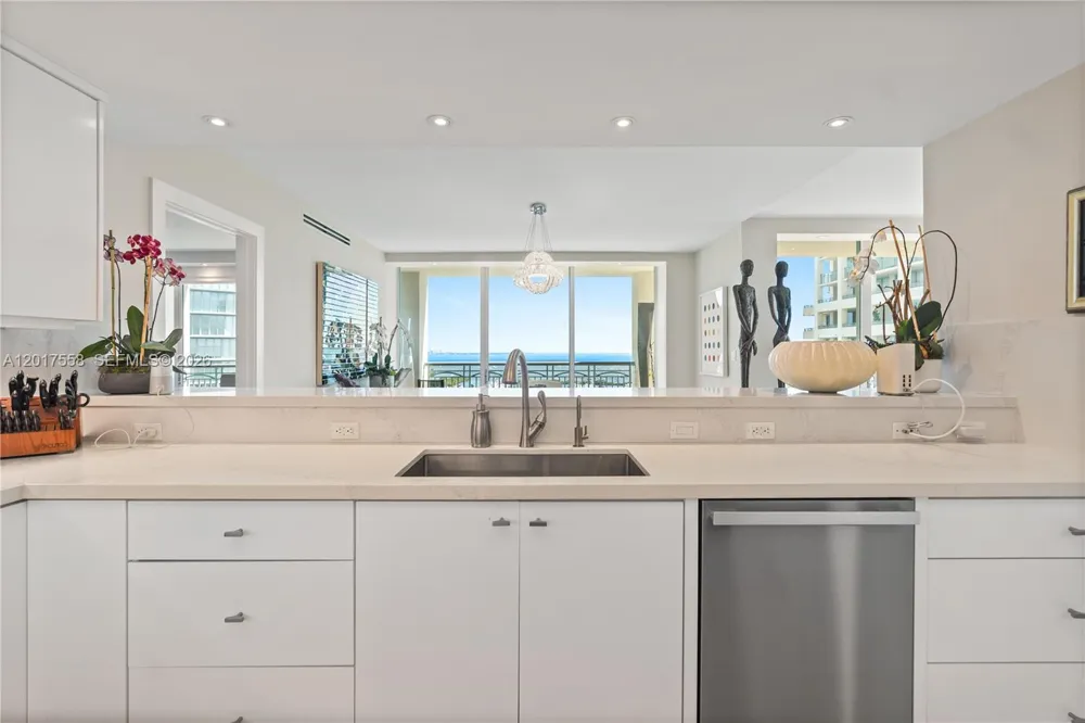 3350 SW 27th Ave #1802 Coconut Grove, FL 33133