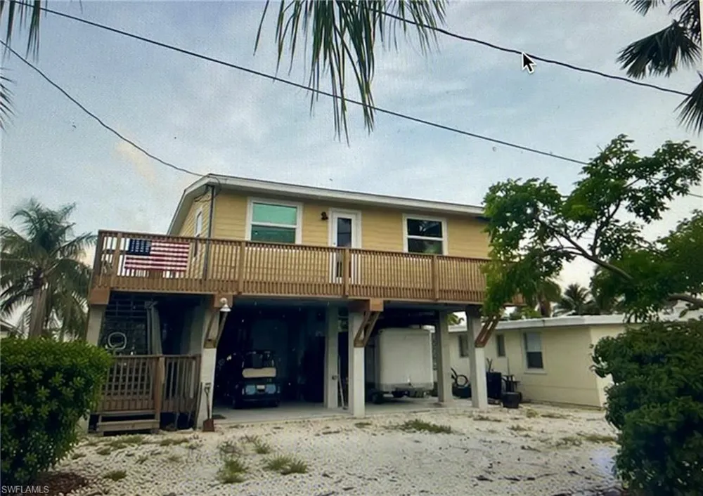 3535 FIFTH AVENUE St. James City, FL 33956