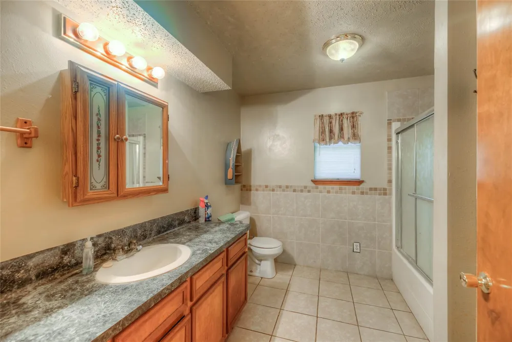 647 Moose Drive Onalaska, TX 77360
