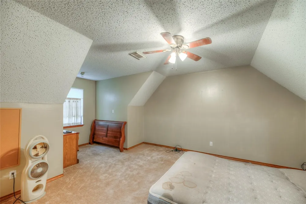 647 Moose Drive Onalaska, TX 77360