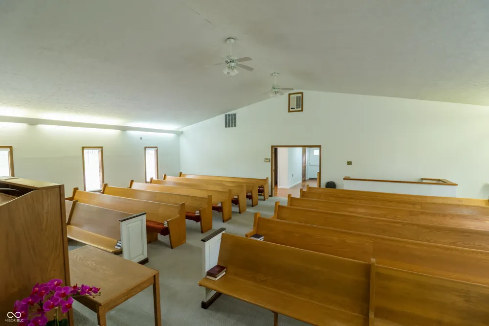 7051 600 W Fairland, IN 46126