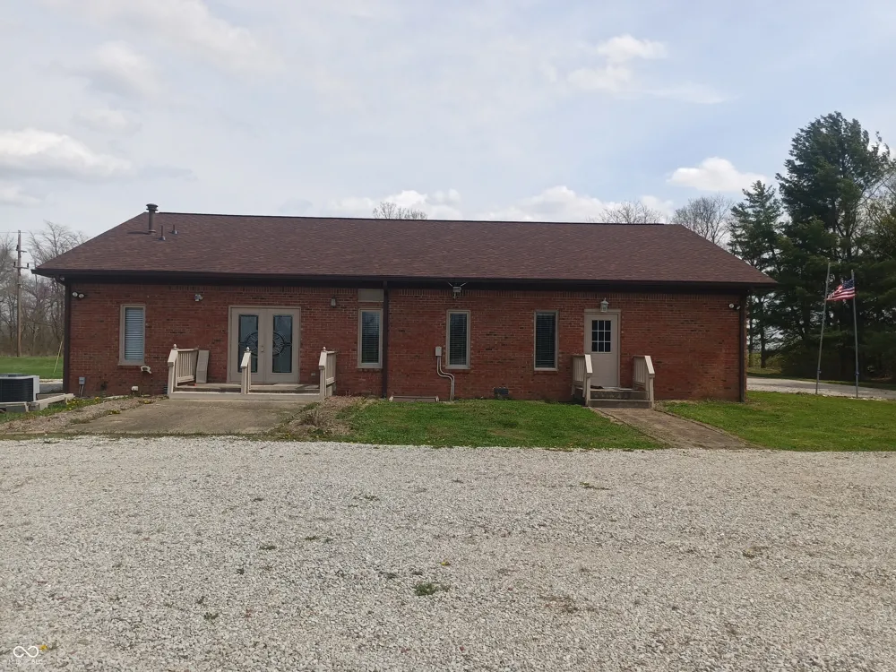 7051 600 W Fairland, IN 46126