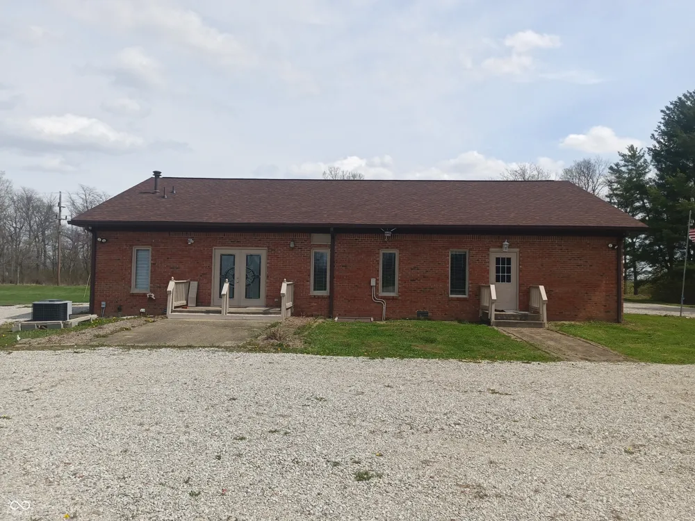 7051 600 W Fairland, IN 46126