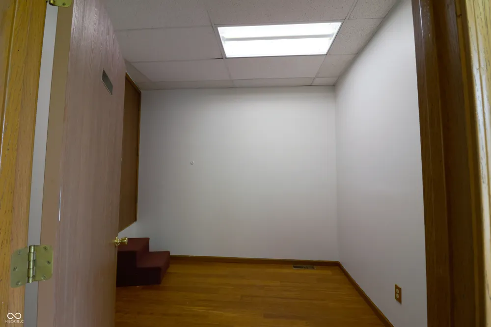 7051 600 W Fairland, IN 46126