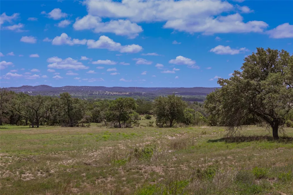 369 Sakewitz Comfort, TX 78013