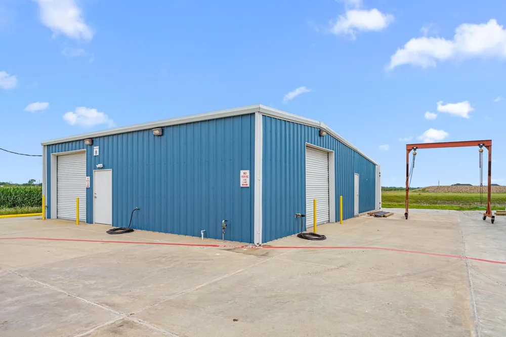 15002 Bj Dusek Road Wallis, TX 77485