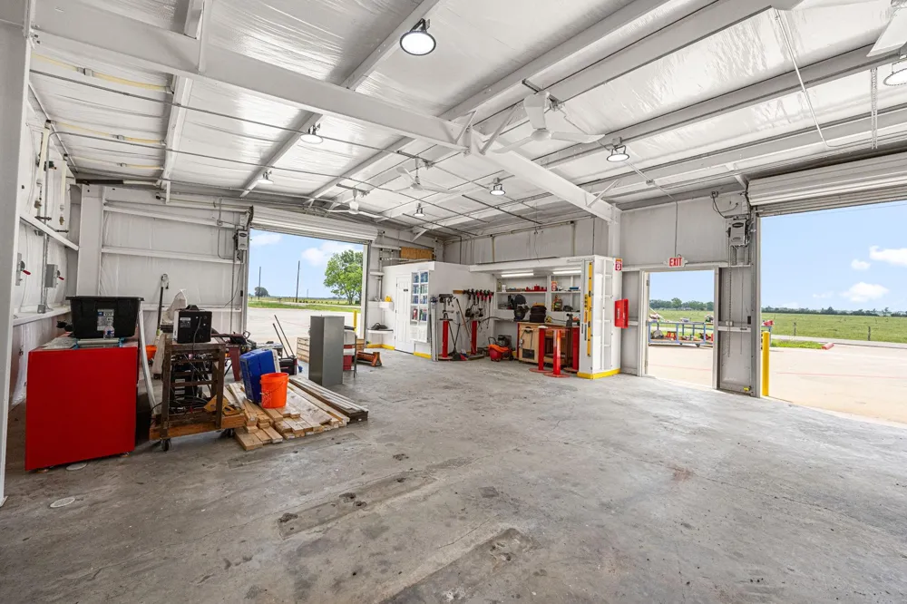 15002 Bj Dusek Road Wallis, TX 77485