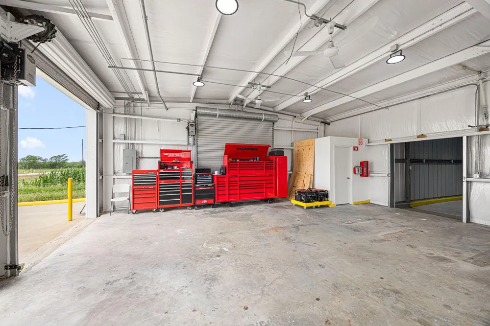 15002 Bj Dusek Road Wallis, TX 77485