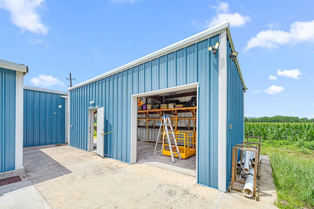 15002 Bj Dusek Road Wallis, TX 77485