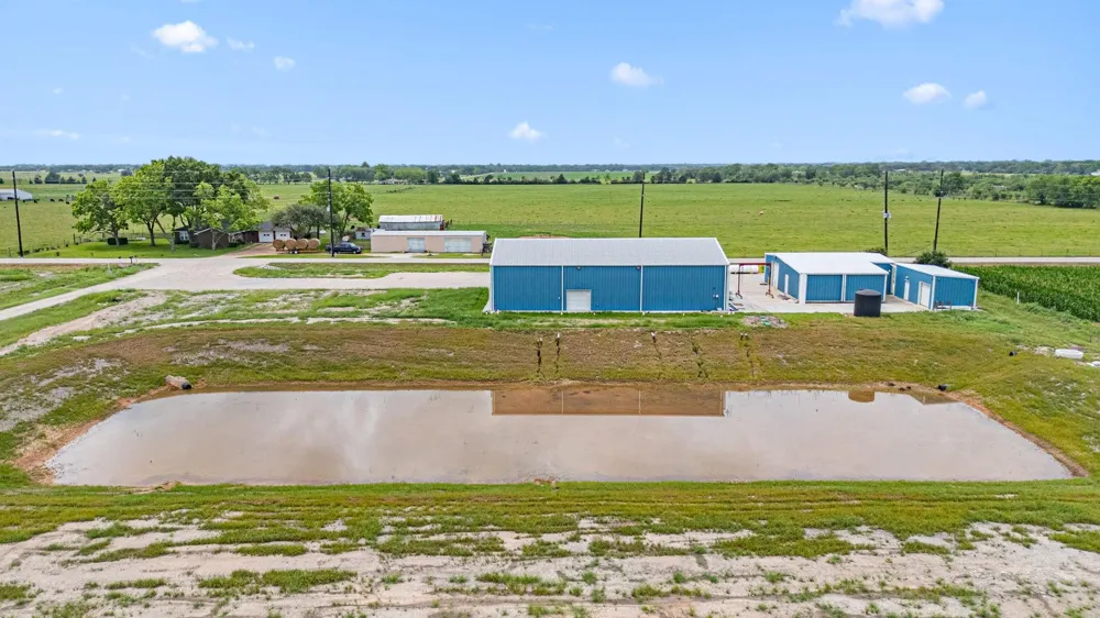 15002 Bj Dusek Road Wallis, TX 77485