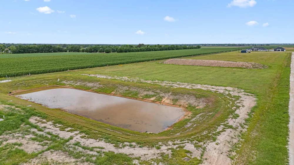 15002 Bj Dusek Road Wallis, TX 77485