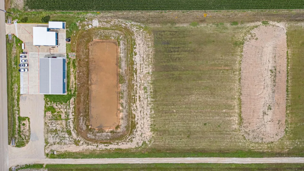 15002 Bj Dusek Road Wallis, TX 77485