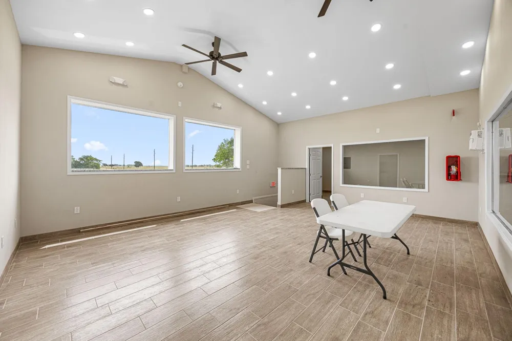 15002 Bj Dusek Road Wallis, TX 77485