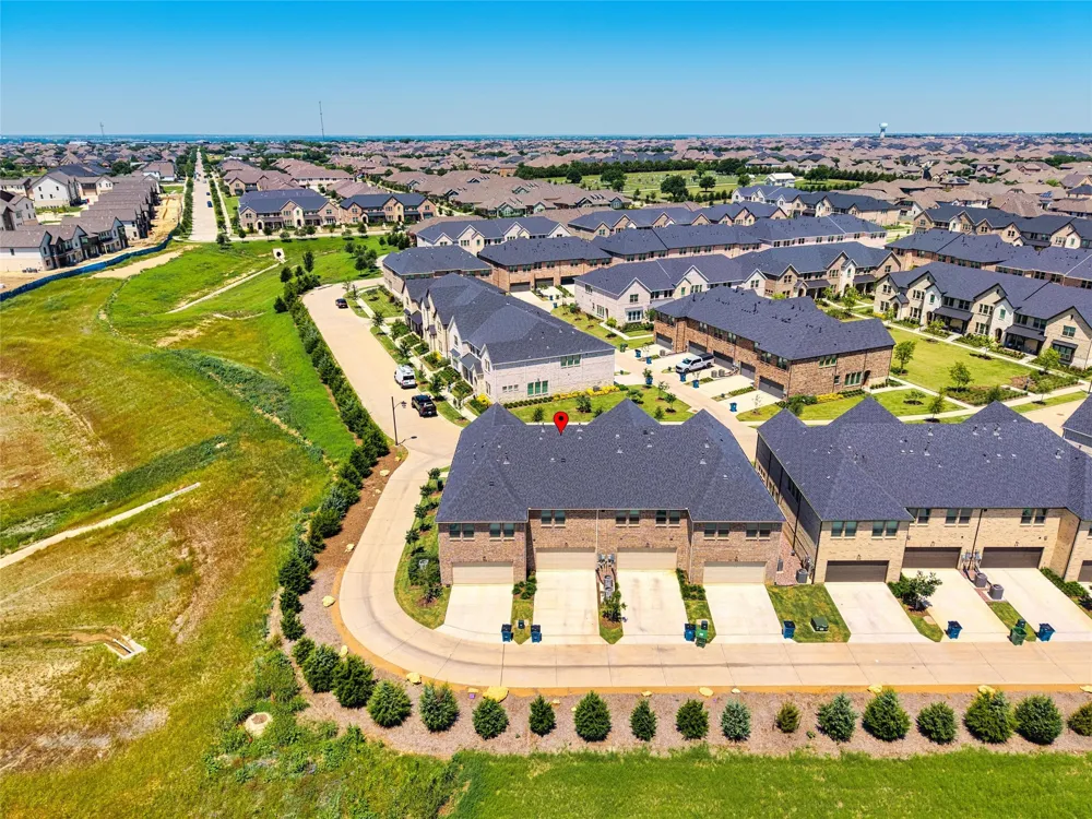 408 4th Street Argyle, TX 76226