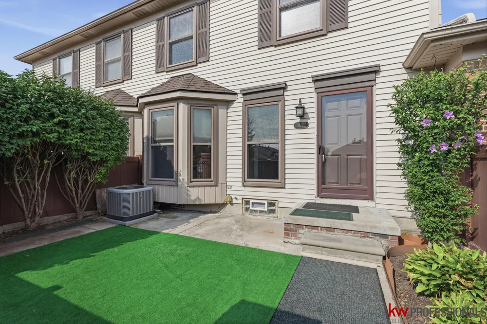 41379 Southwind Drive Canton, MI 48188