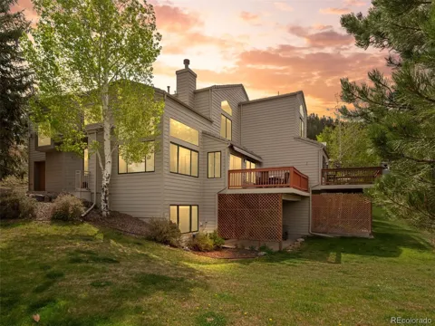 661 Trailside Drive