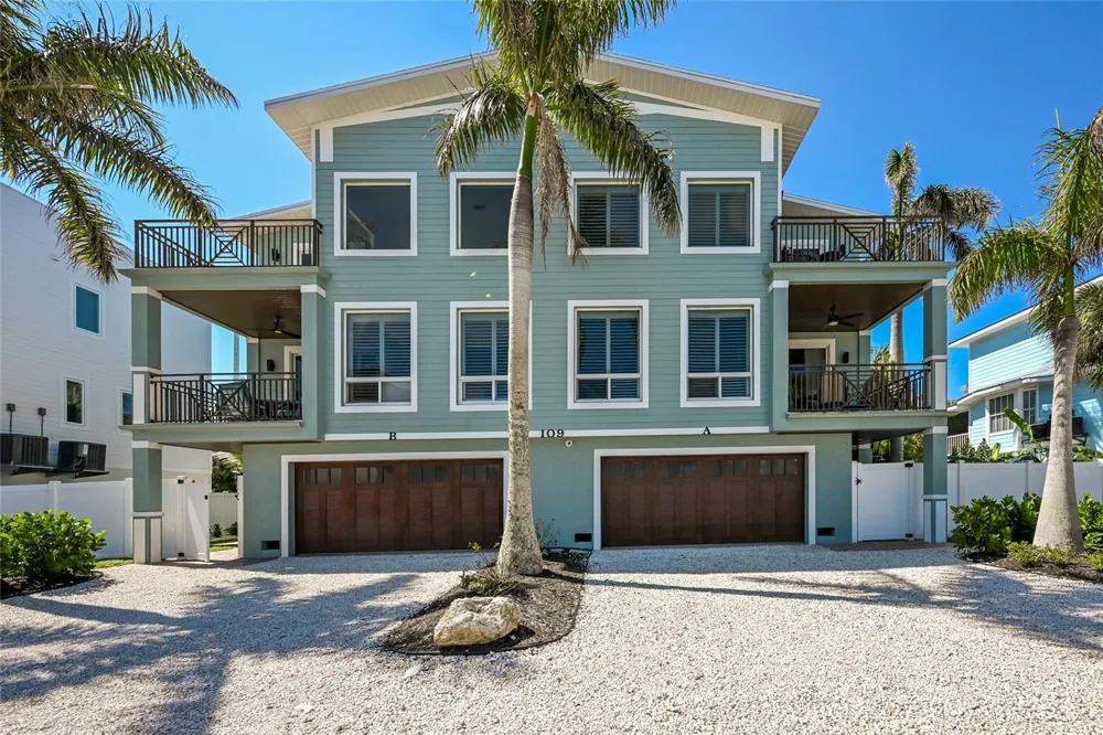 109 6TH STREET #B Bradenton Beach, FL 34217