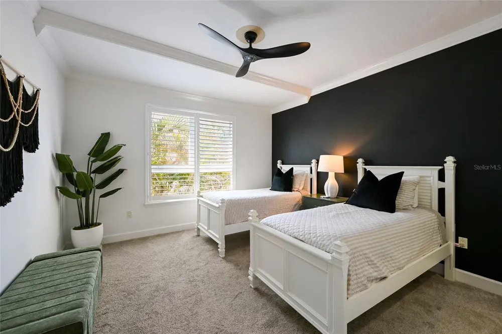 109 6TH STREET #B Bradenton Beach, FL 34217