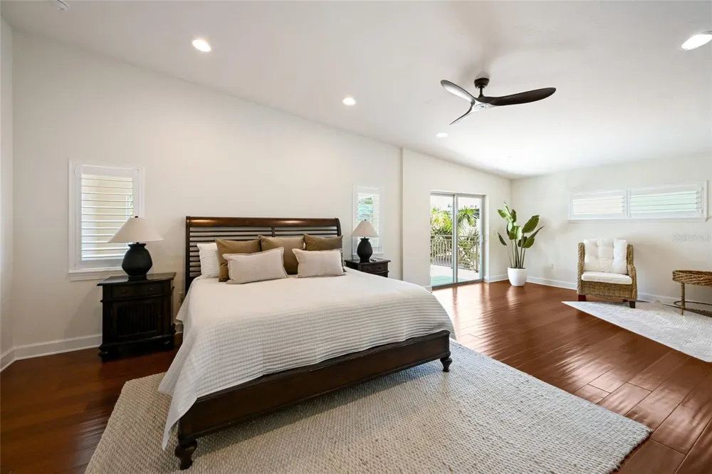 109 6TH STREET #B Bradenton Beach, FL 34217